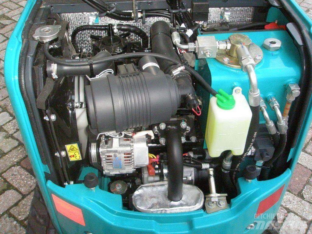Sunward SWE 08B Міні-екскаватори < 7т