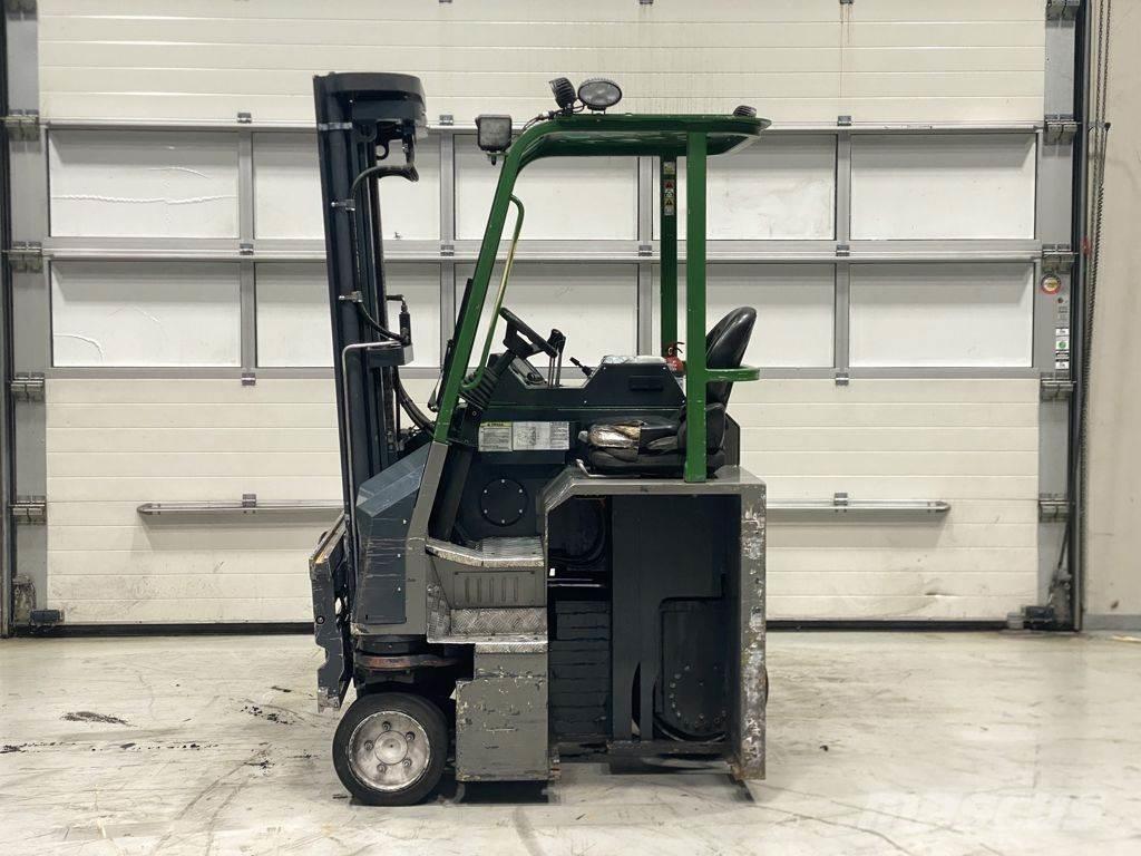 Combilift CBE2500 Бокові навантажувачі
