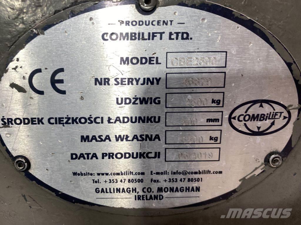 Combilift CBE2500 Бокові навантажувачі