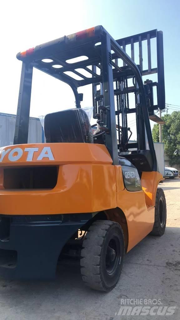 Toyota FD 50 Дизельні навантажувачі