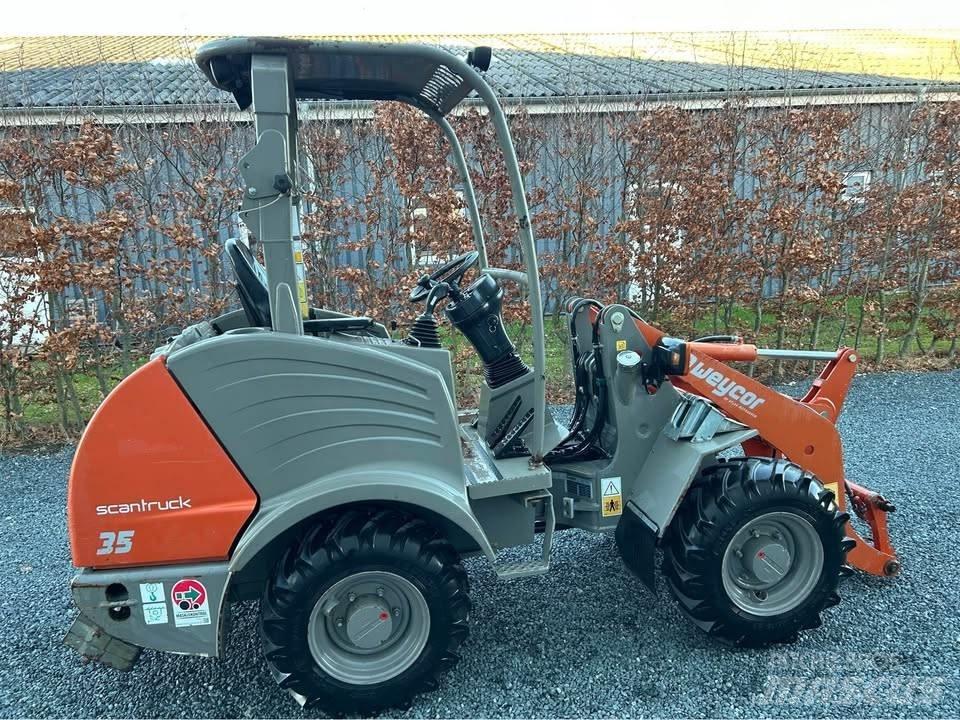 Atlas AR 35 Фронтальні навантажувачі