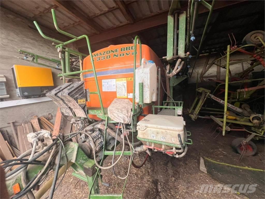 Amazone S330 Nova Причіпні обприскувачі