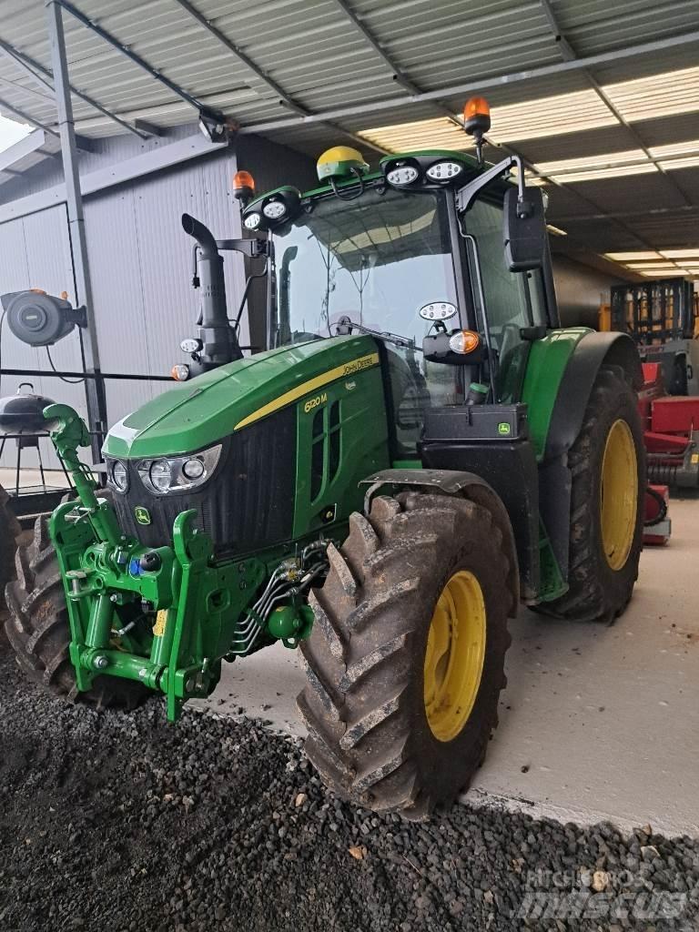 John Deere 6120 M Трактори