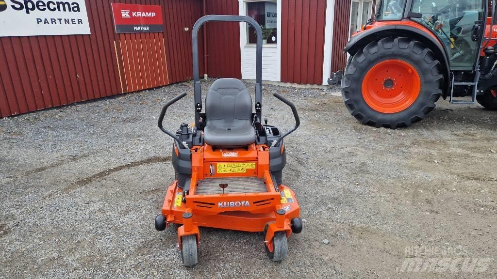 Kubota Z 122 RKW Zero turn косарки
