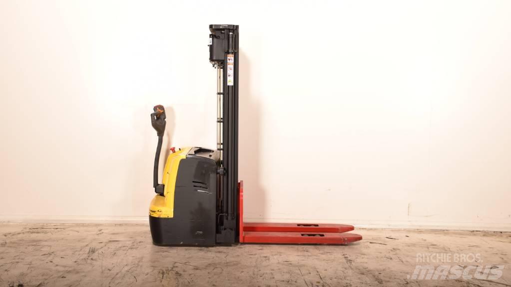 Hyster S1.5UT-24 Ручний візок