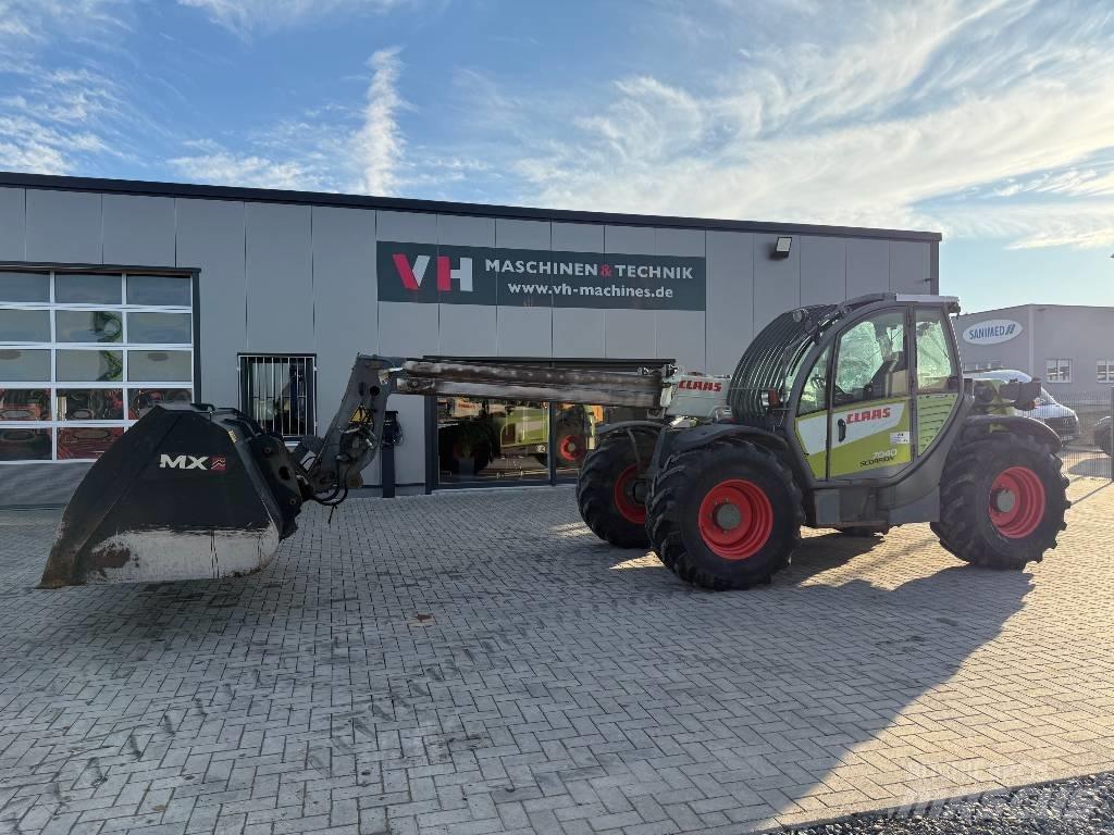 CLAAS 7040 Телескопічні навантажувачі
