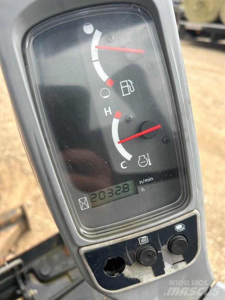 Kubota KX 015-4 Міні-екскаватори < 7т