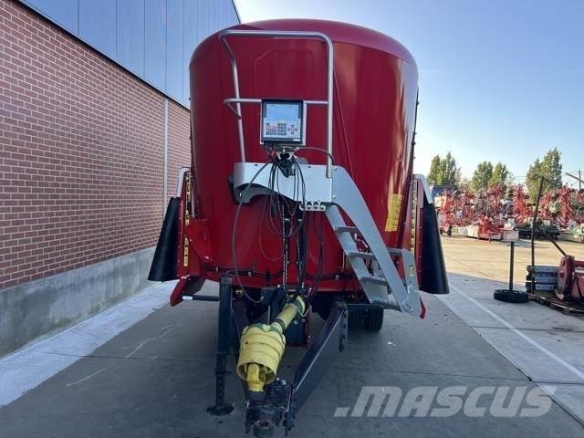 Peecon VME-240 Завантажувачі змішувальних машин