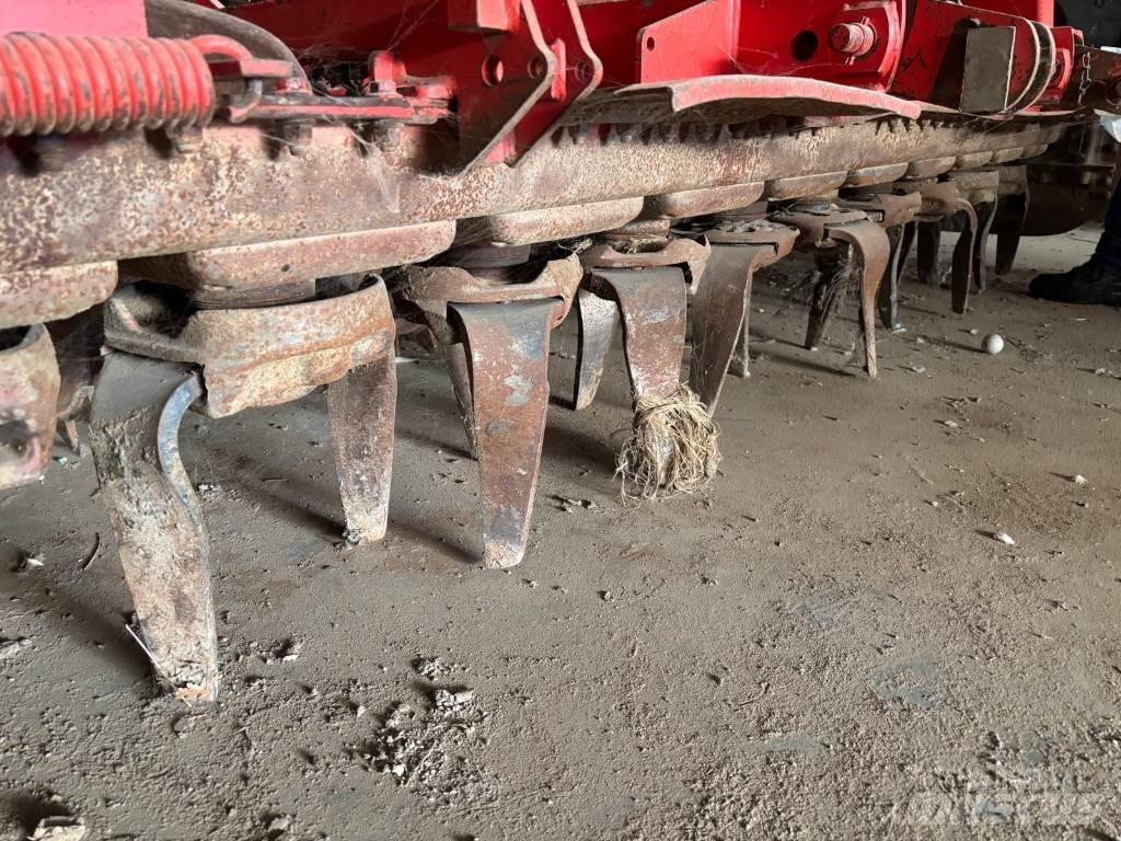 Kuhn HR 3003 D Поглинальні борони / грунтові фрези