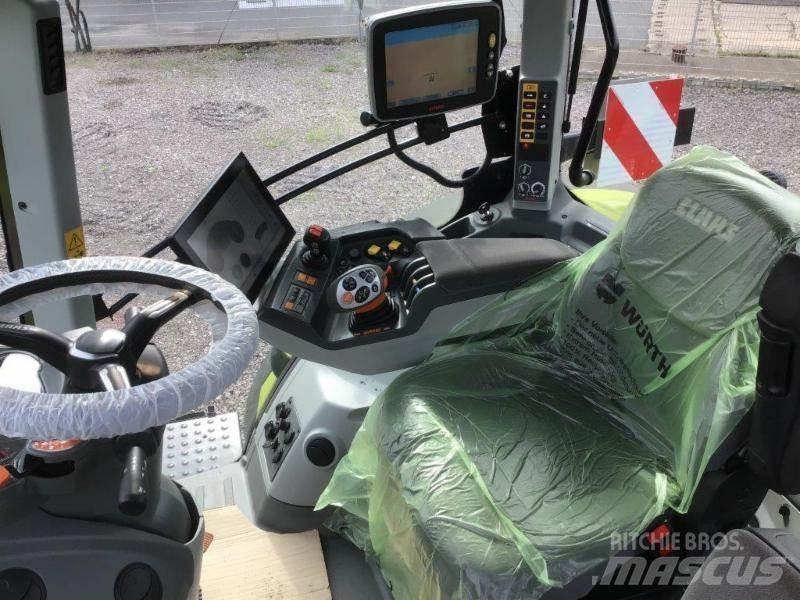 CLAAS AXION 810 Трактори