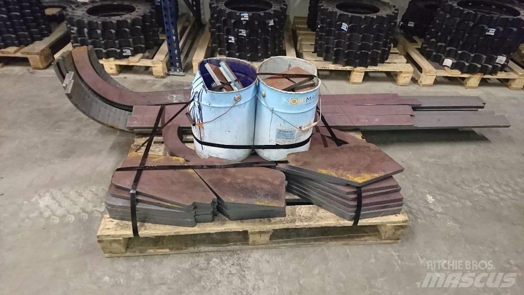 New Holland Varaosat Гусеничні екскаватори