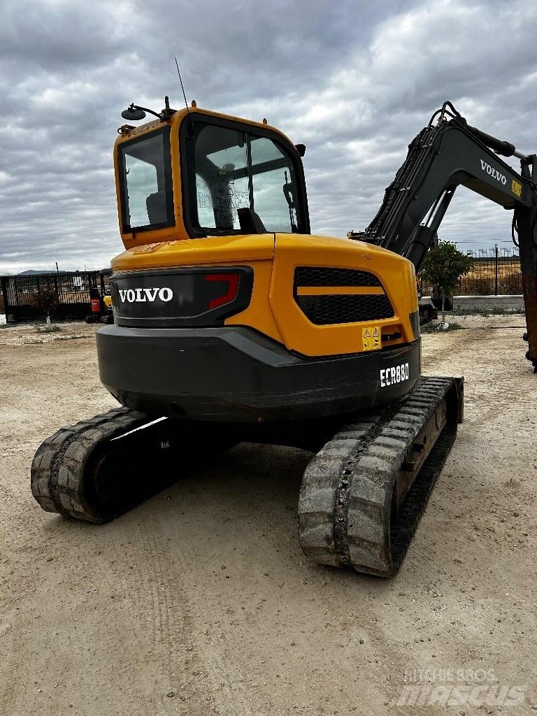 Volvo ERC 88 D Середні екскаватори 7т. - 12т.