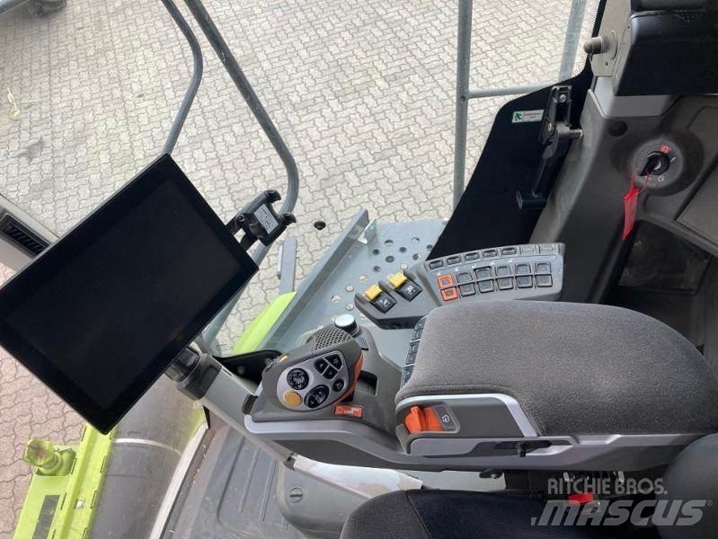 CLAAS LEXION 6600 Зернозбиральні комбайни