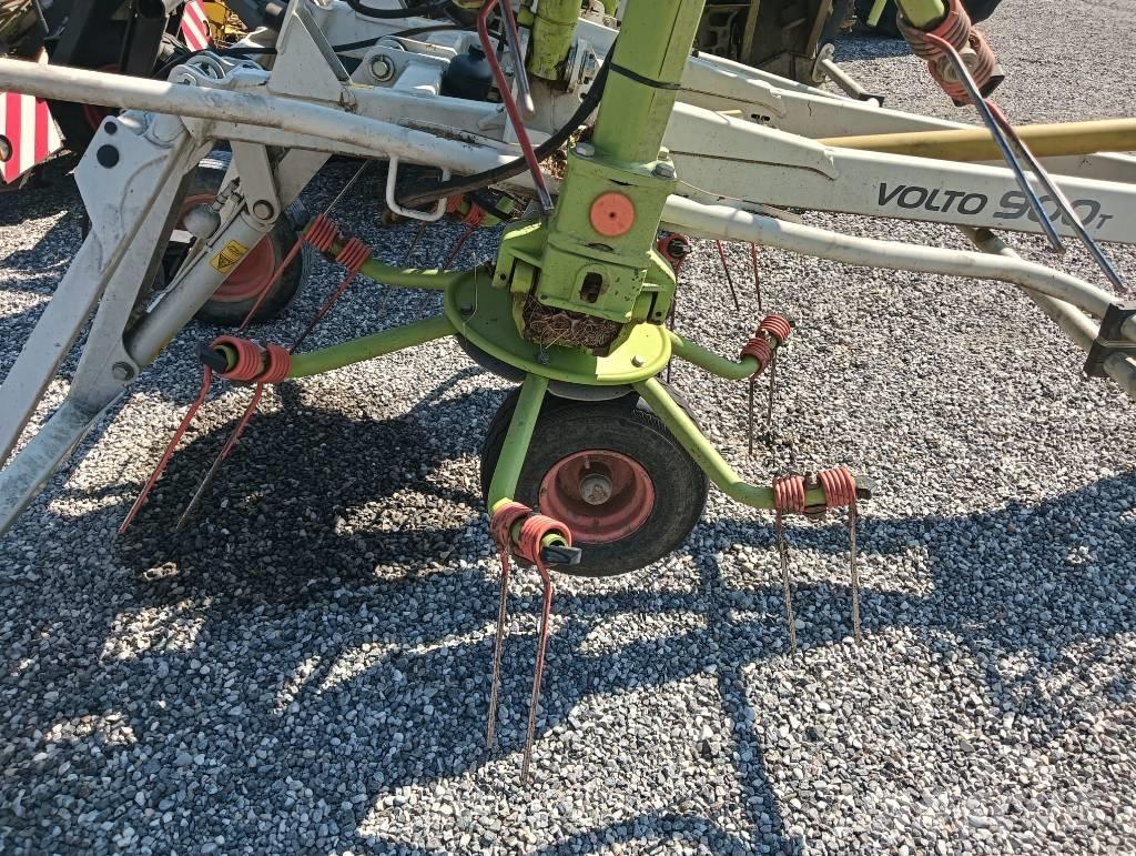 CLAAS Volto 900 T Граблі і сінозворушувачі