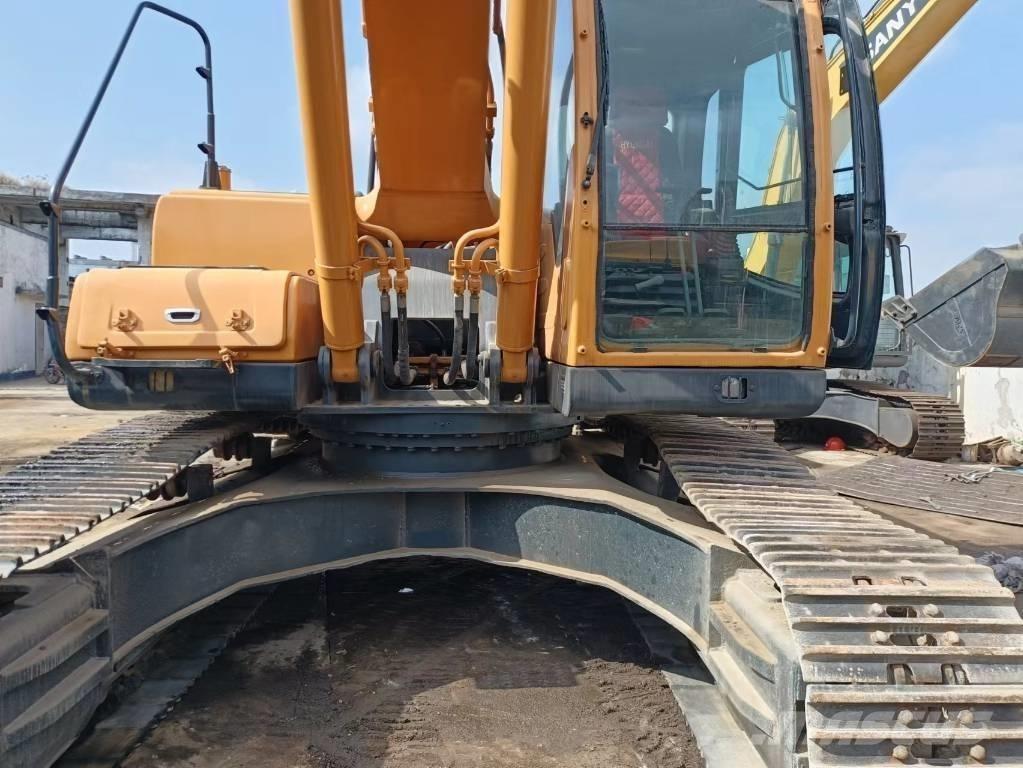 Hyundai 305-9 Гусеничні екскаватори