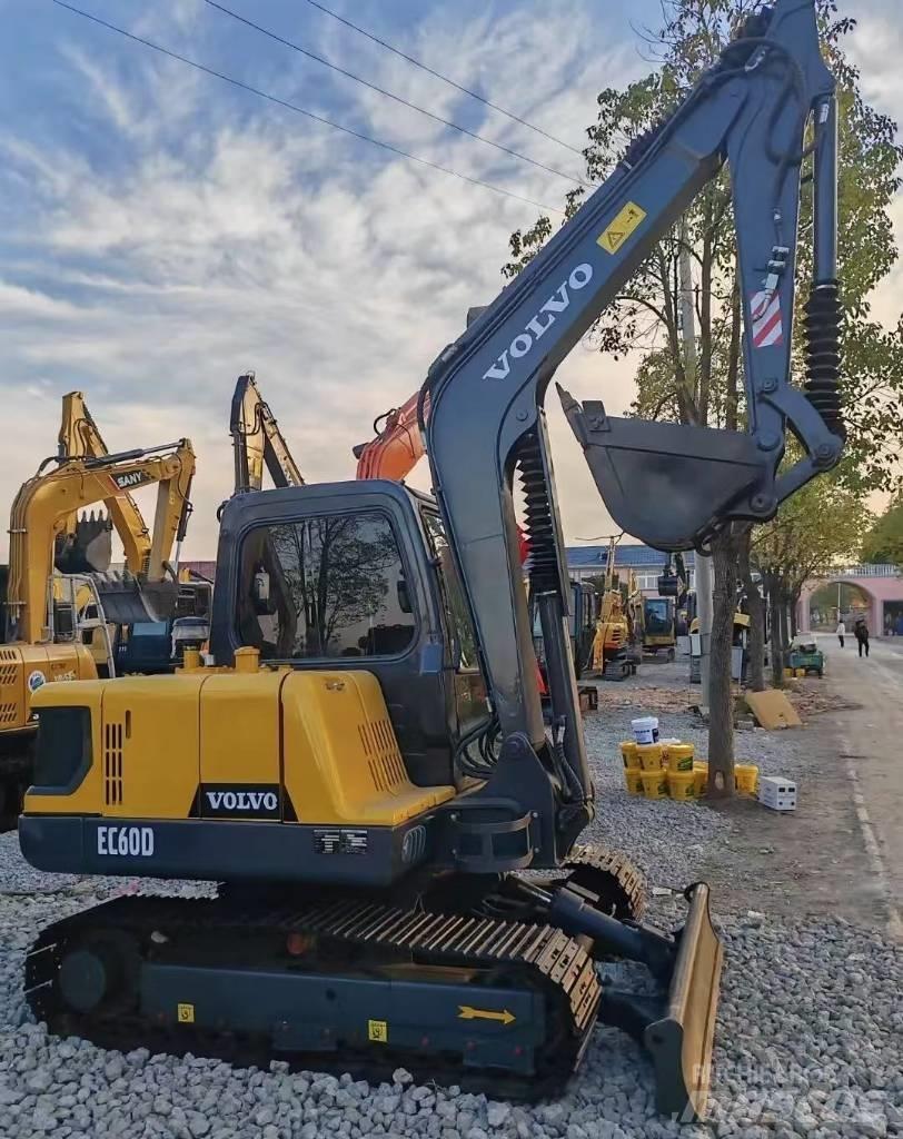 Volvo EC 60 Гусеничні екскаватори