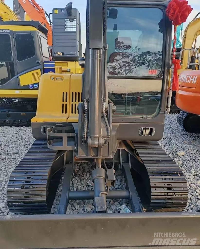 Volvo EC 60 Гусеничні екскаватори