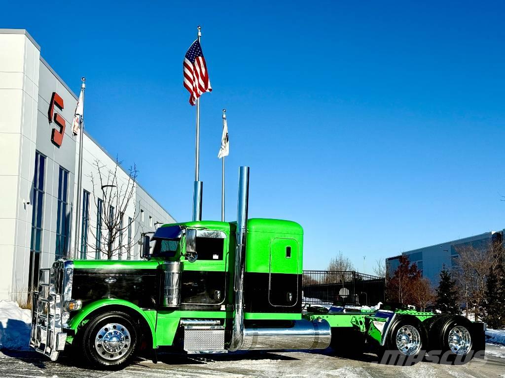 Peterbilt 389 Тягачі