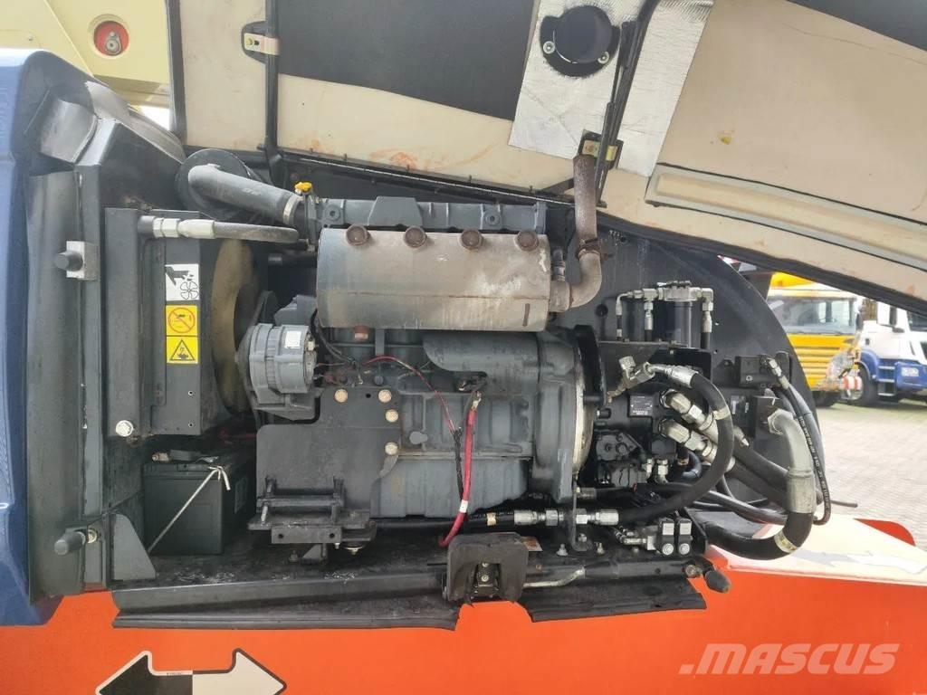 JLG 860 SJ Телескопічні підйомники