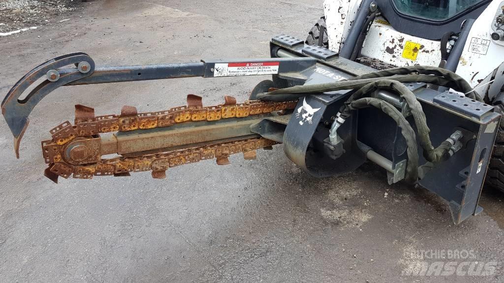 Bobcat LT 213 Плуги