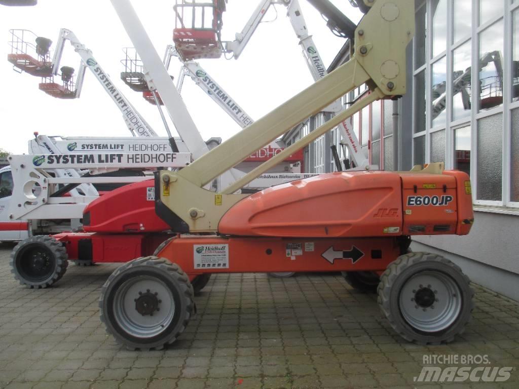 JLG E 600 JP Колінчаті підйомники