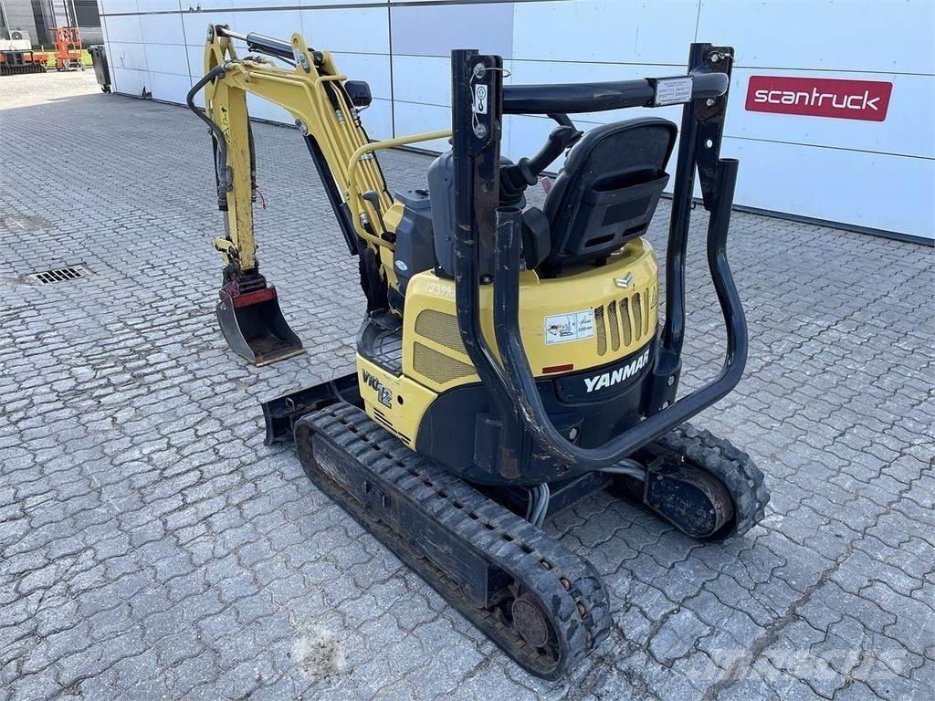 Yanmar VIO12 Колісні екскаватори