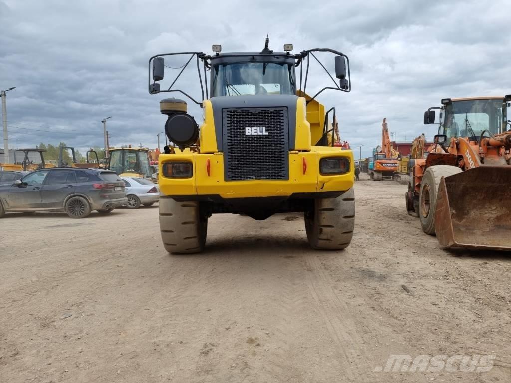 Bell B 40 D Зчленовані самоскиди