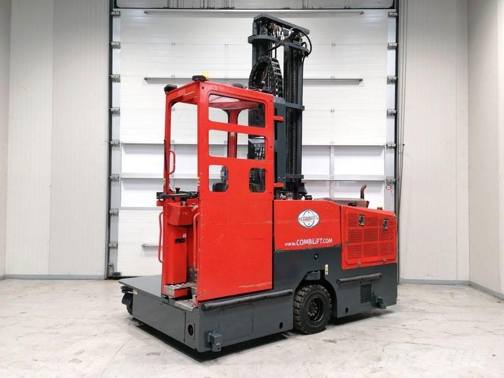 Combilift C3000GST Газові навантажувачі