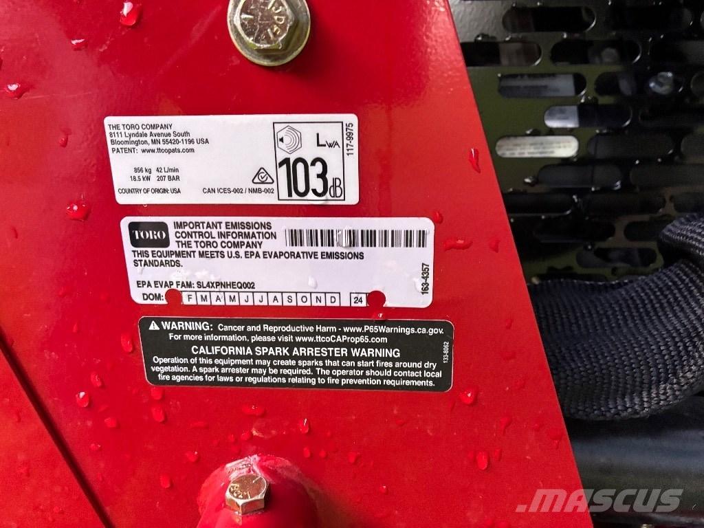Toro TX427 Міні-навантажувачі