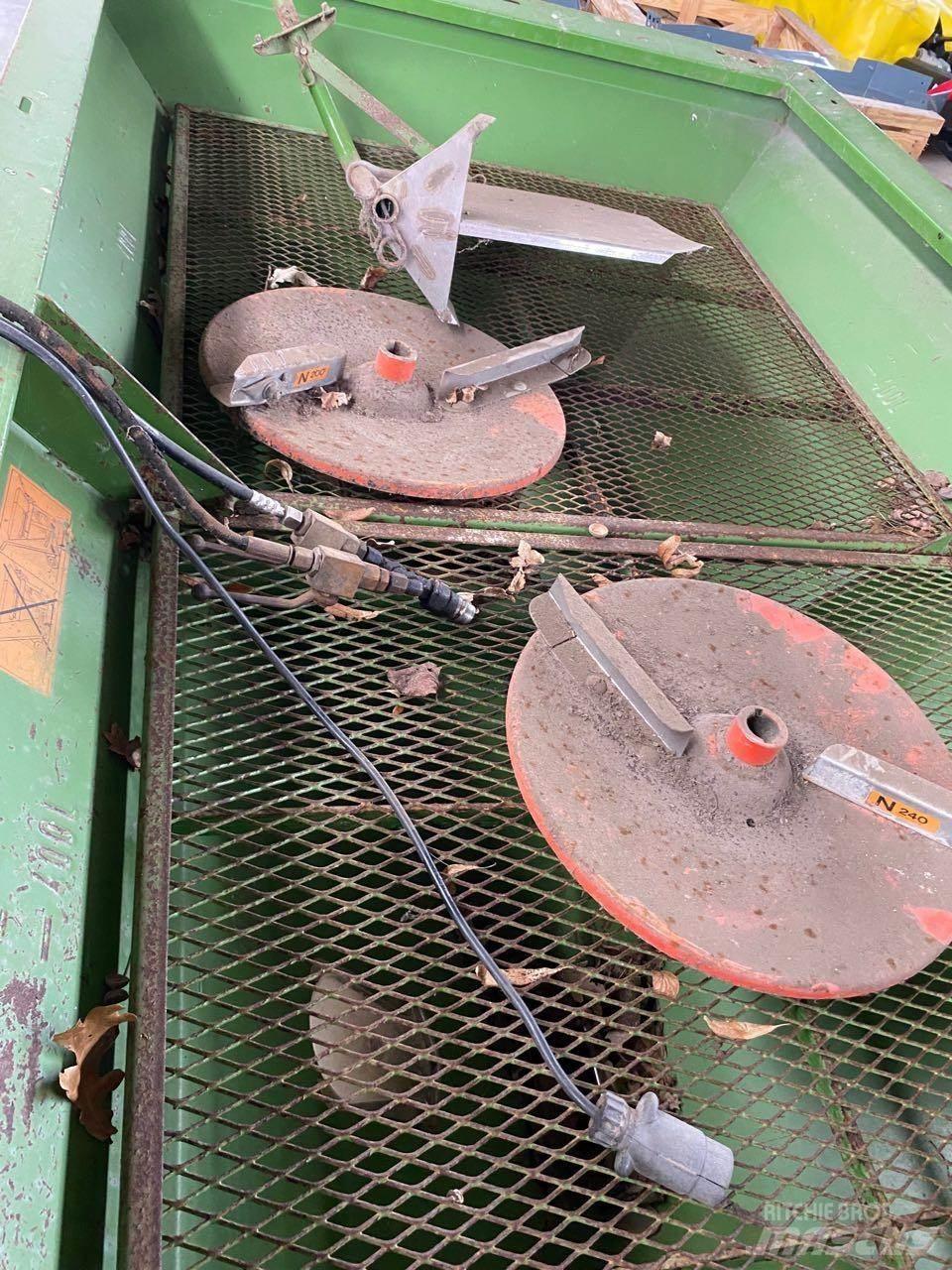 Amazone ZA-U 1001 Розсіювач мінеральних добрив