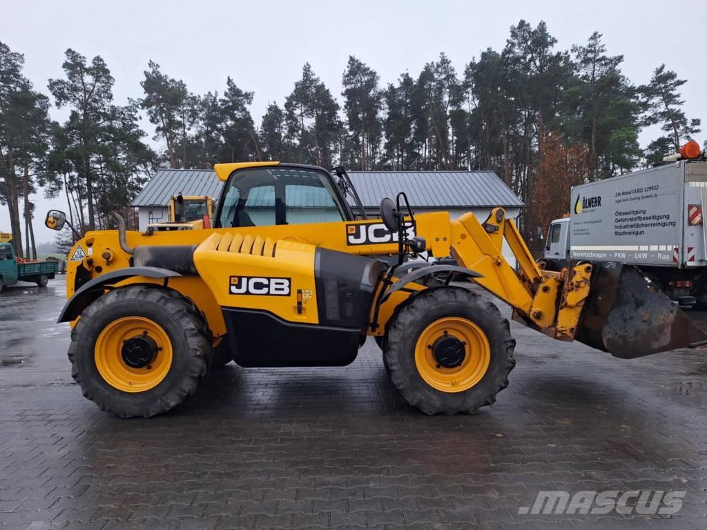 JCB 531-70 Телескопічні навантажувачі