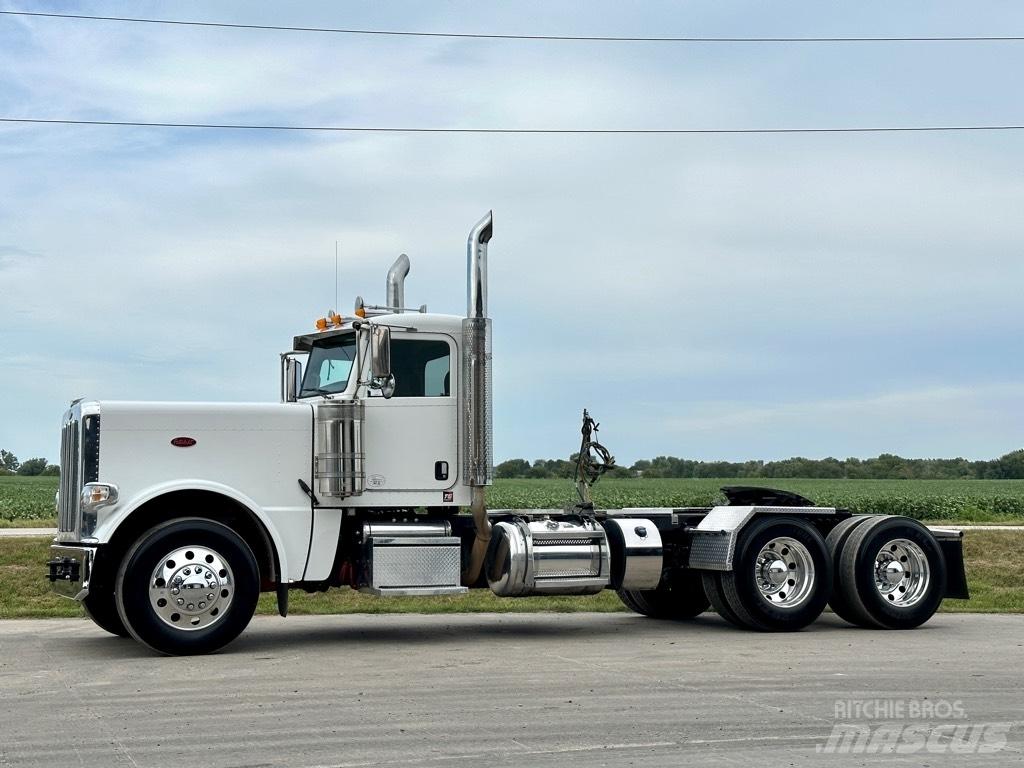 Peterbilt 389 Тягачі