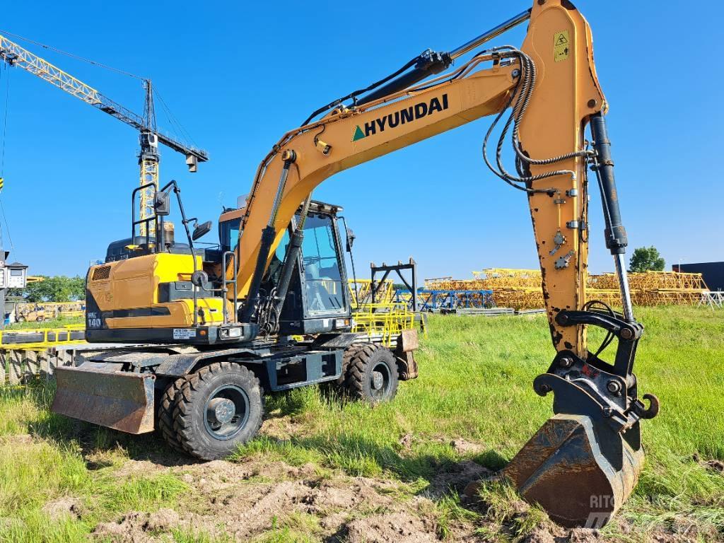 Hyundai HW140 Колісні екскаватори