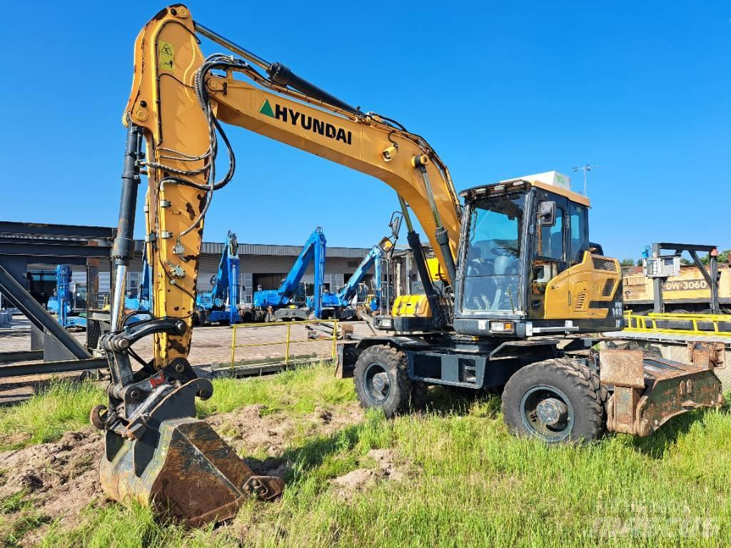 Hyundai HW140 Колісні екскаватори