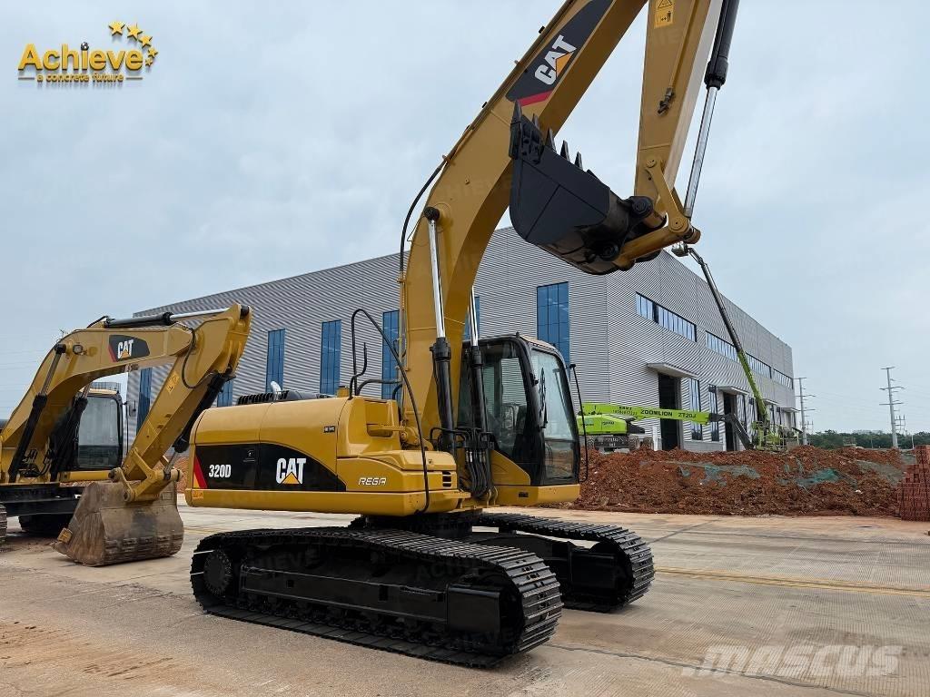 CAT 320 D Гусеничні екскаватори