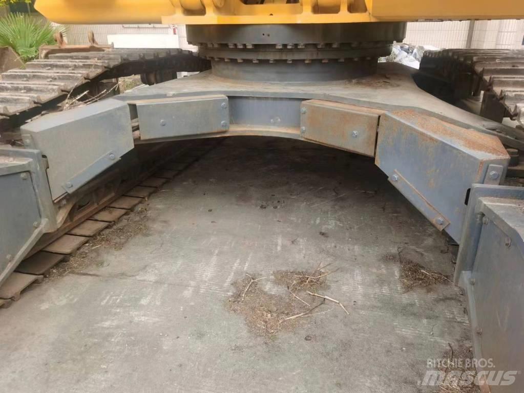 Komatsu PC 400-8 Гусеничні екскаватори