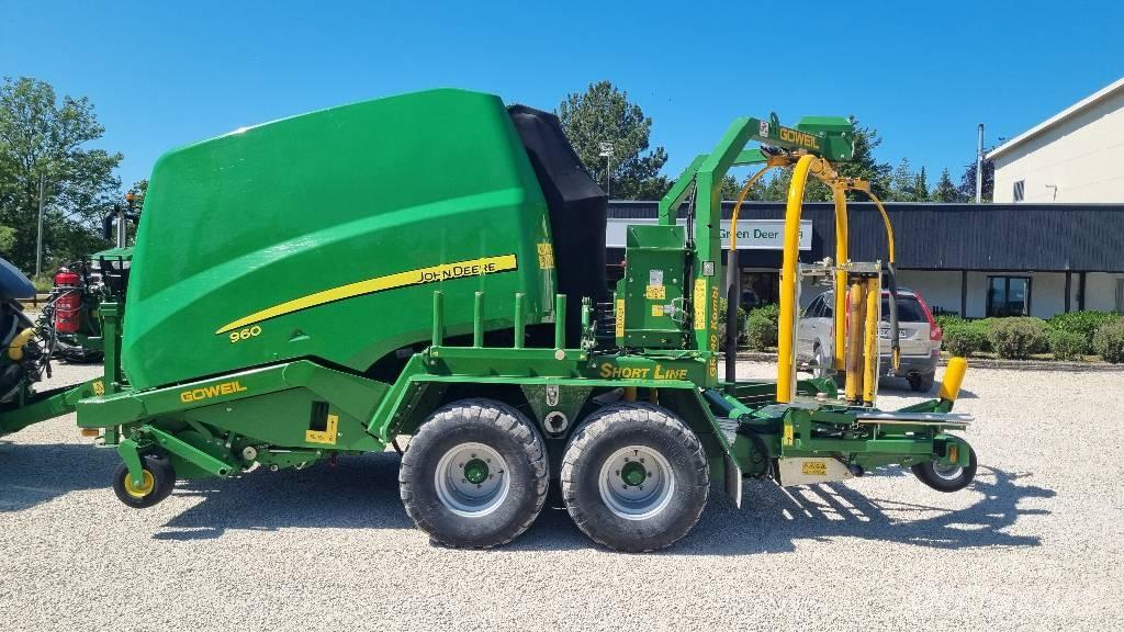 John Deere 960 Рулонні прес-підбирачі