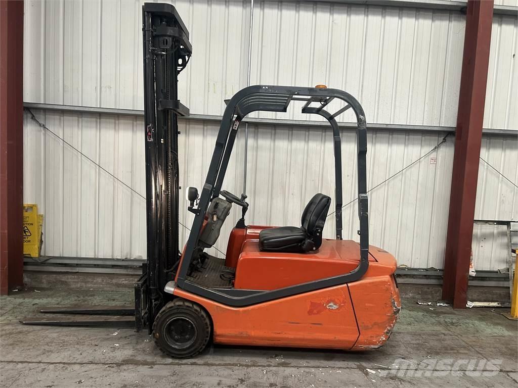 BT CBE2.0T Електронавантажувачі