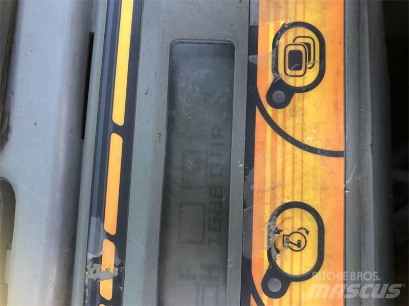Kubota KX 155 Гусеничні екскаватори