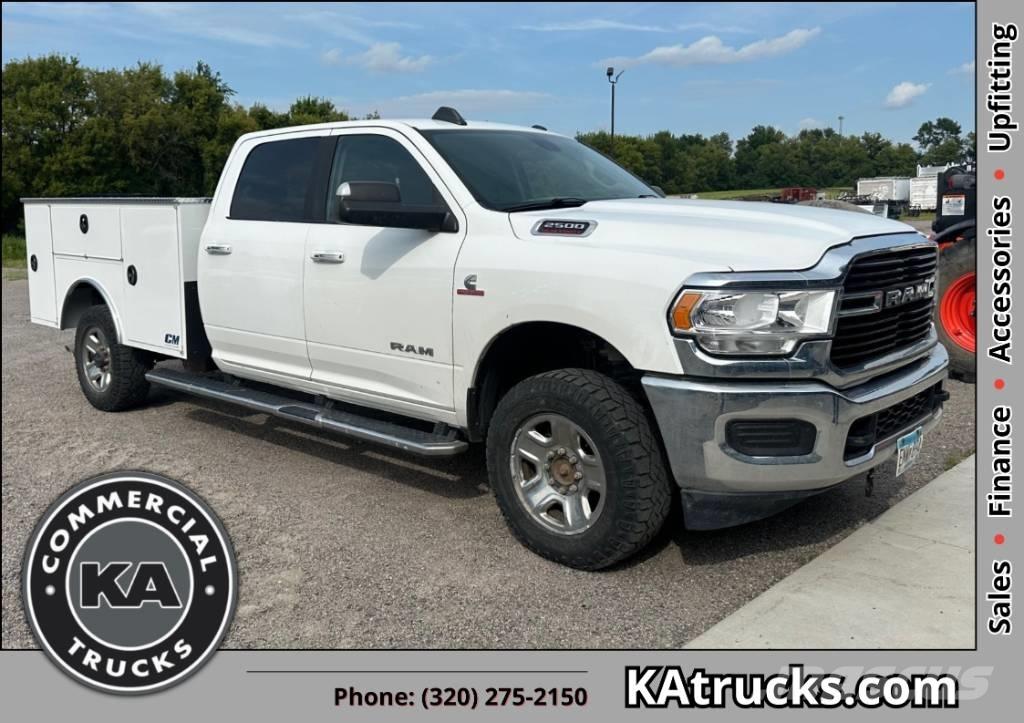 RAM 2500 Big Horn Пікапи / Бічне розвантаження