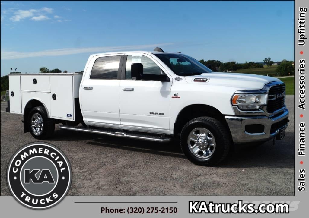 RAM 2500 Big Horn Пікапи / Бічне розвантаження