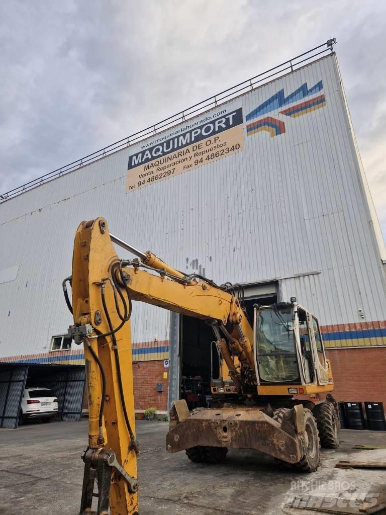 Liebherr A904C Колісні екскаватори