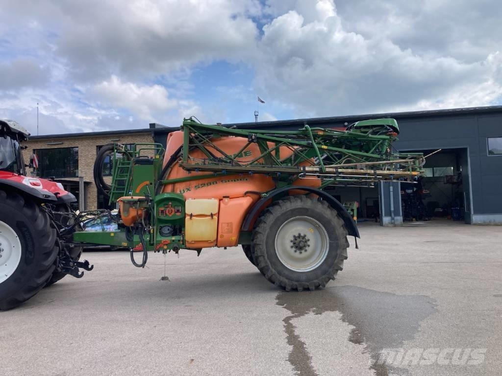 Amazone UX 5200 , 24 M Причіпні обприскувачі