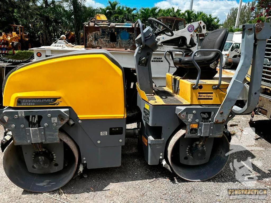 Dynapac CC 1200 Котки тротуарні