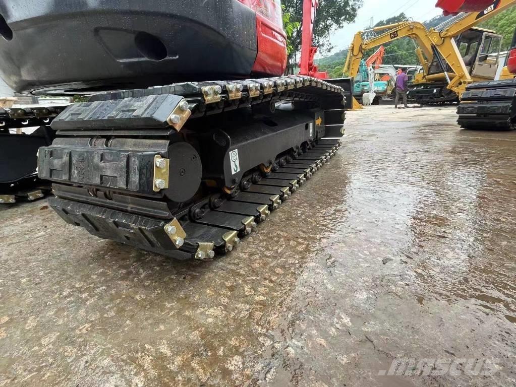 Kubota kx155 Гусеничні екскаватори