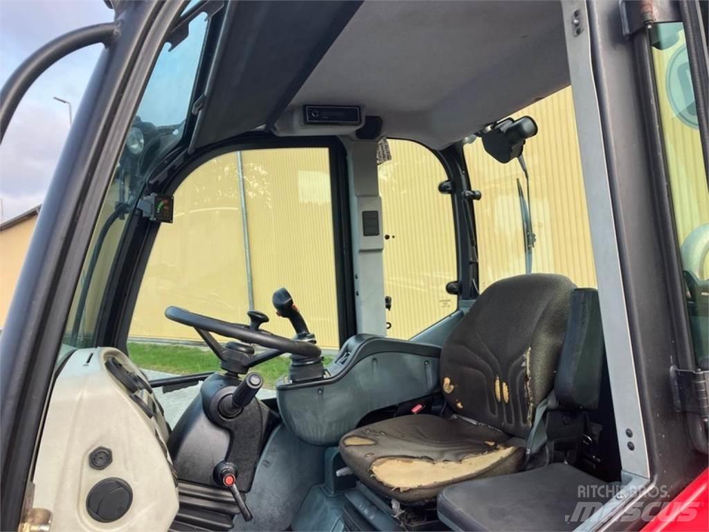 Schäffer 9610T Телескопічний навантажувач