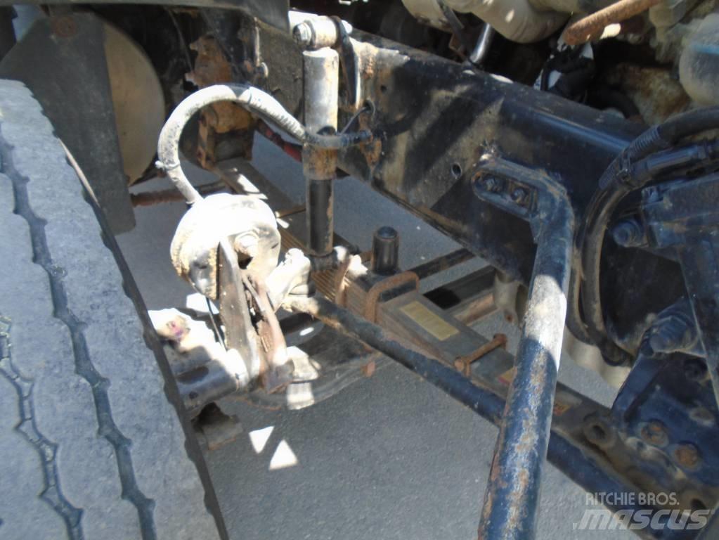 Sterling L 9500 Самоскиди