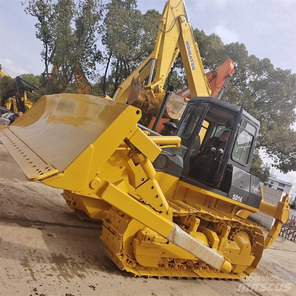 Shantui SD 16 Гусеничні бульдозери