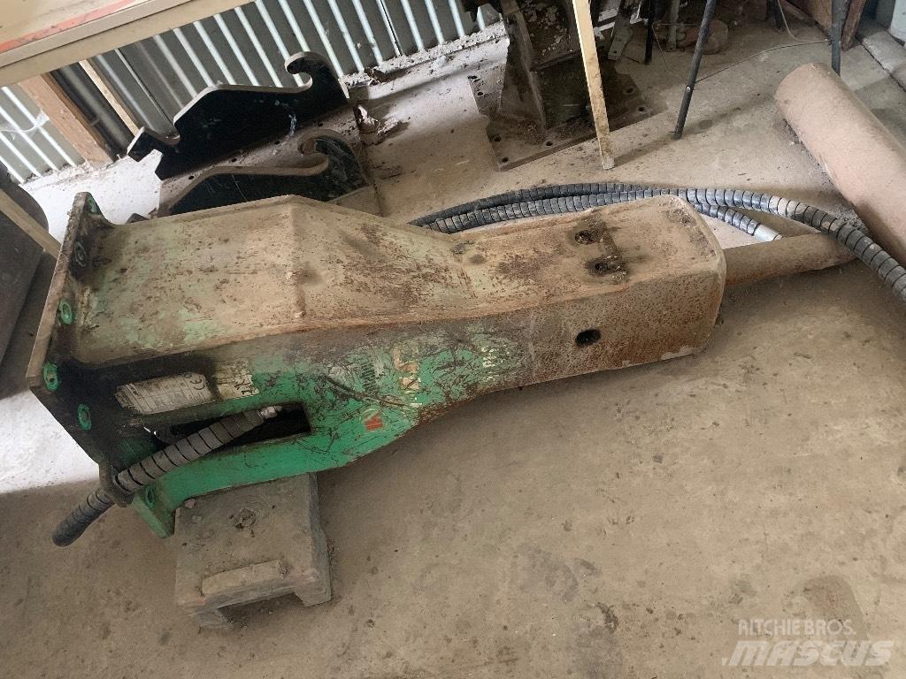 Montabert sms 140 Плуги