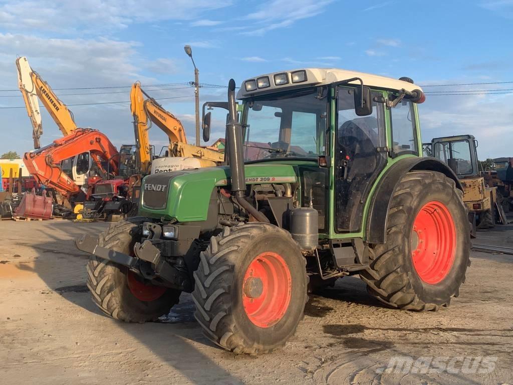Fendt 209S Трактори